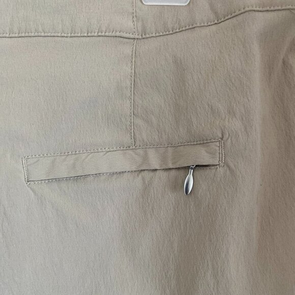 Helly Hansen Women's High Waist Shorts Beige Side and Back Pockets Size XL - Picture 4 of 6